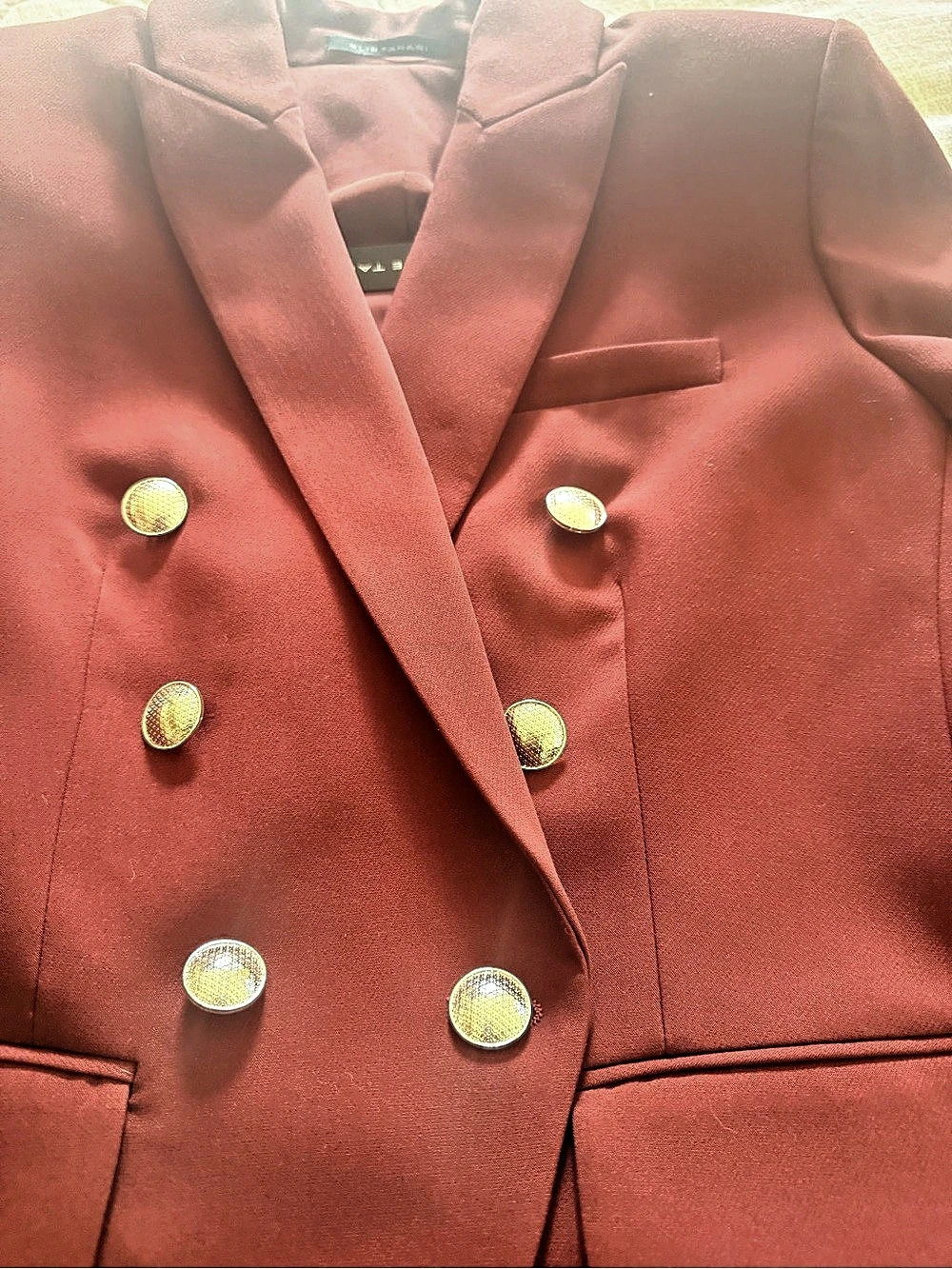 Elie Tahari Double-Breasted Blazer in Burgundy Size 6 NWT - Picture 2 of 15